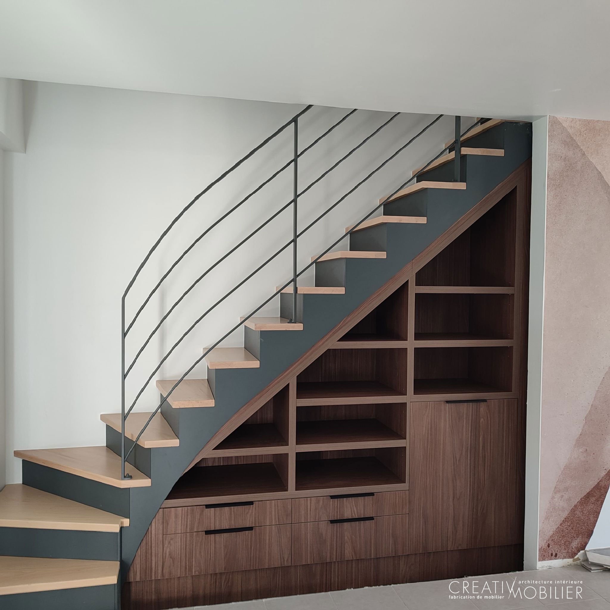 meuble sous escalier
