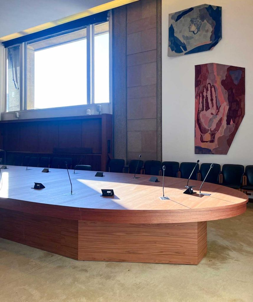 Restauration table de réunion Conseil économique, social et environnemental