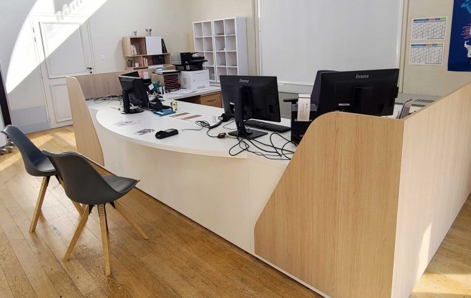 banque d'accueil sur mesure théâtre